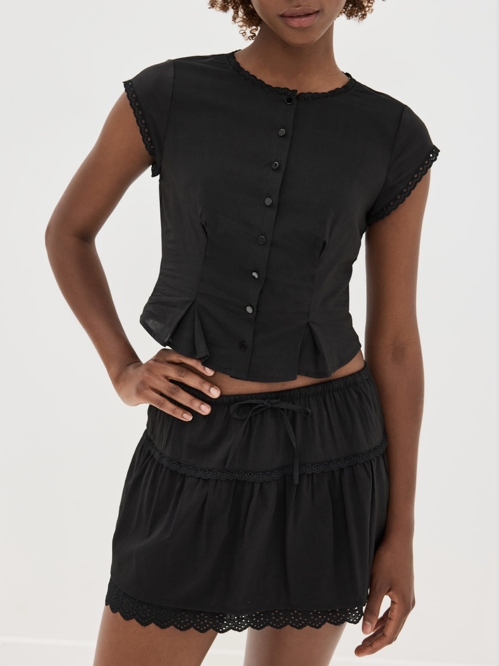Reformation Valetta Two Piece - Picture 6 of 9